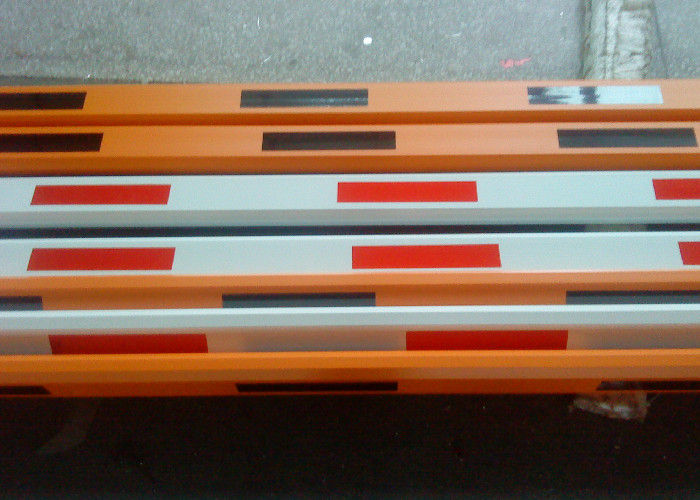 CE ISO SGS Stable Vehicle Barrier Gate Used In Entry & Exit Of Parking Lot