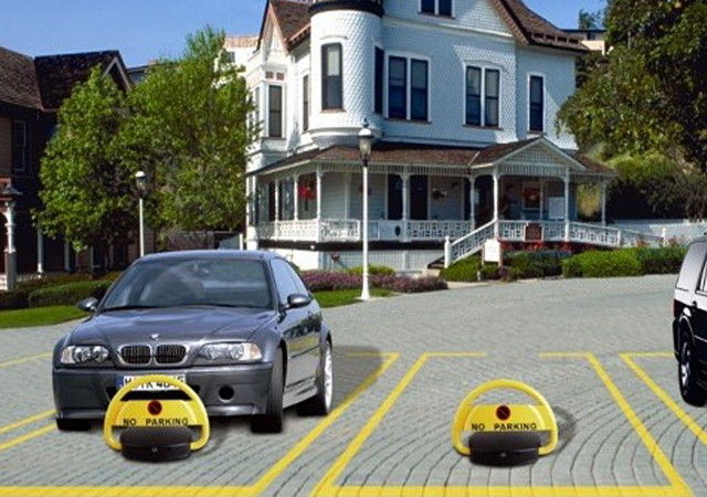 Full Steel Rainproof Parking Space Lock Energy Saving Car Remote Lock